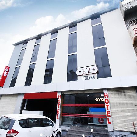 Oyo Flagship Hotel Galaxy Palace Ajmer Exteriör bild