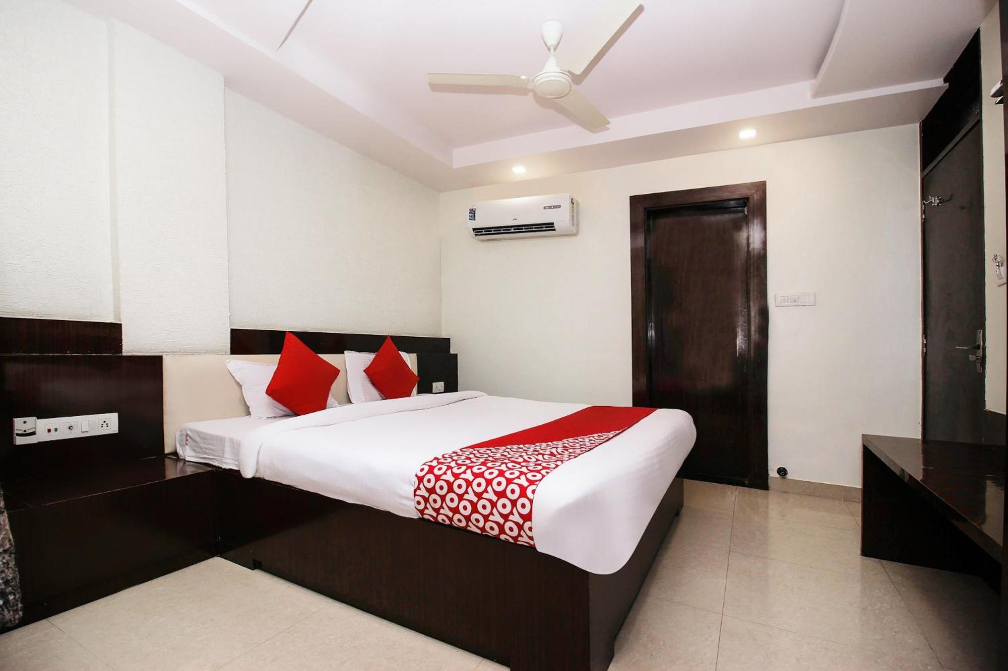 Oyo Flagship Hotel Galaxy Palace Ajmer Exteriör bild